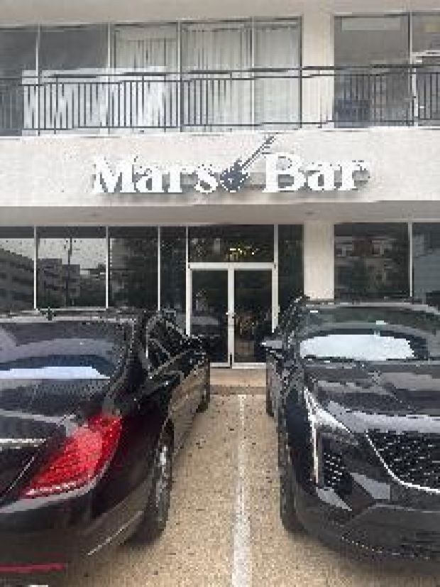 Mars Live Music and Cocktails
